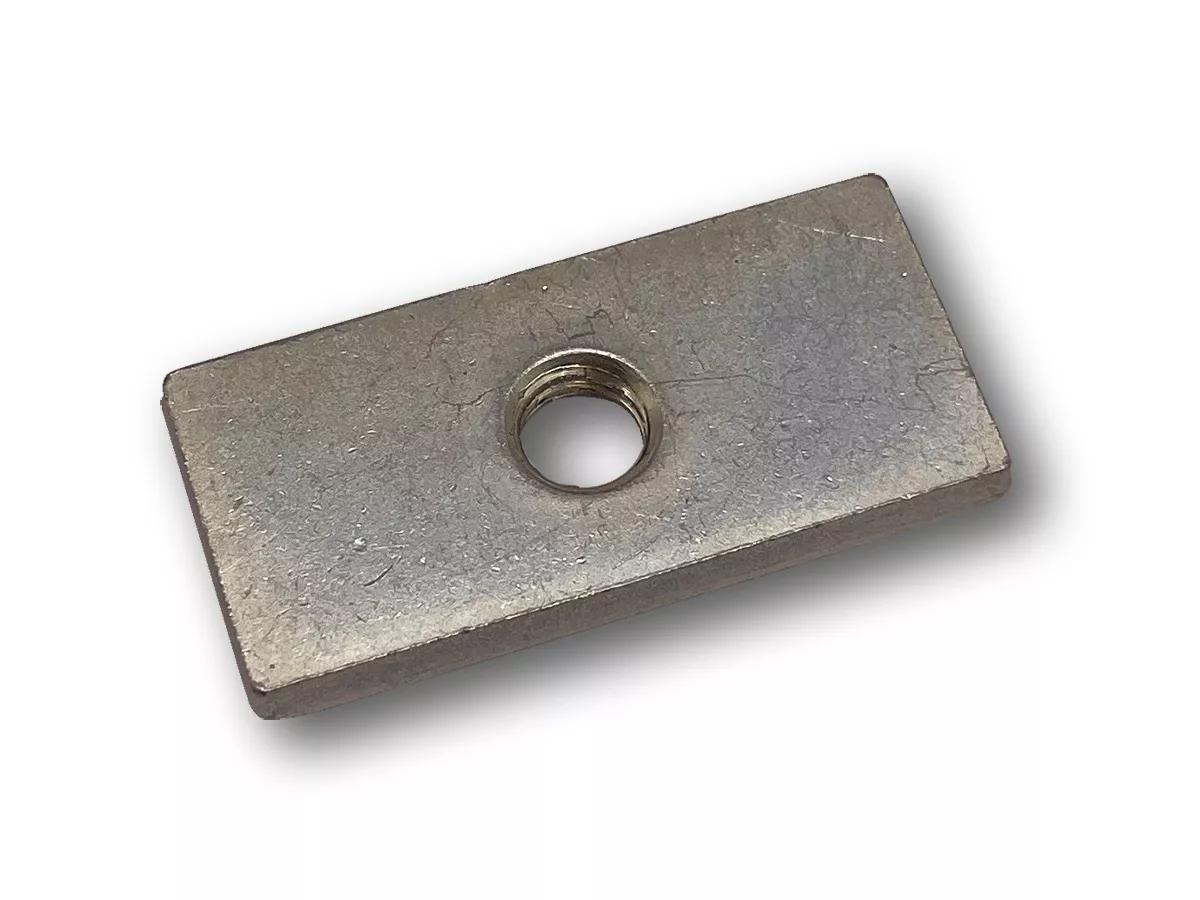 plaque support réf. F 016 L64 745 Bosch